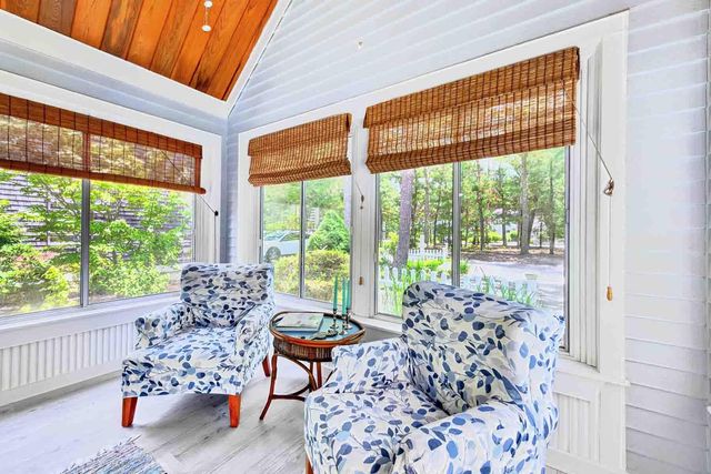 16 Gold Leaf Lane, Mashpee, MA 02649