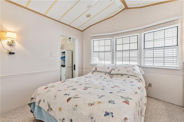 184 Caravan CIR, North Fort Myers, FL 33903