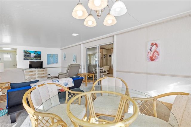 184 Caravan CIR, North Fort Myers, FL 33903