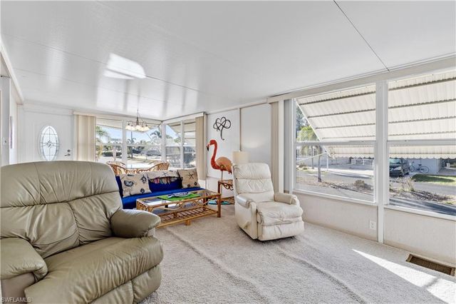 184 Caravan CIR, North Fort Myers, FL 33903