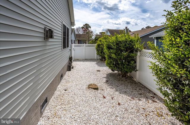 13905 LIGHTHOUSE AVE, Ocean City, MD 21842