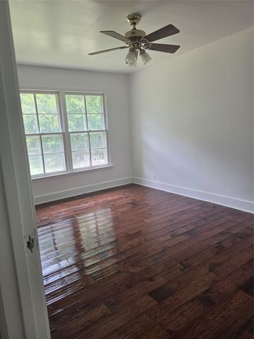 2206 Shannon Street N, Sherman, TX 75092