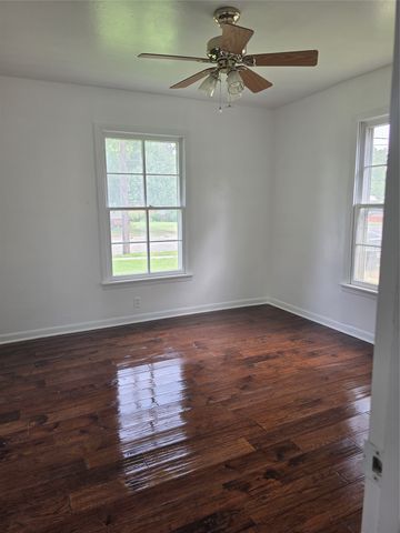 2206 Shannon Street N, Sherman, TX 75092