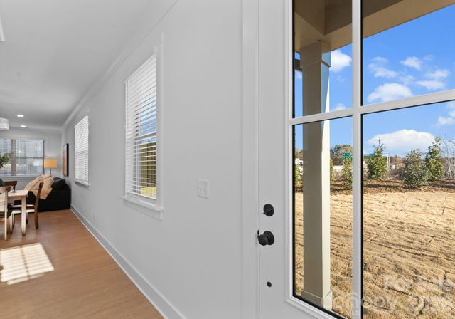 812 Garringer Place, Charlotte, NC 28208