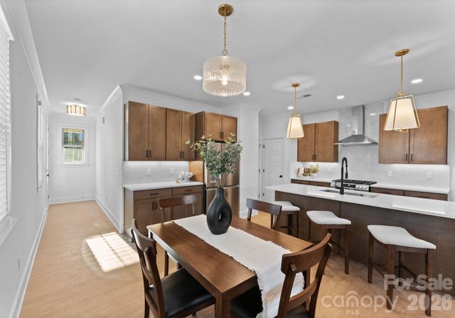 812 Garringer Place, Charlotte, NC 28208