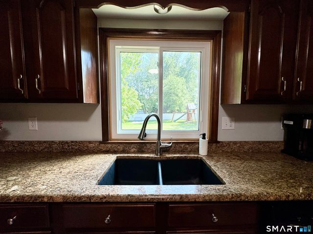 41 Bunny Lane, Brooklyn, CT 06234