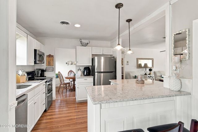 40 Hummingbird Lane 73, Manchester, NJ 08759