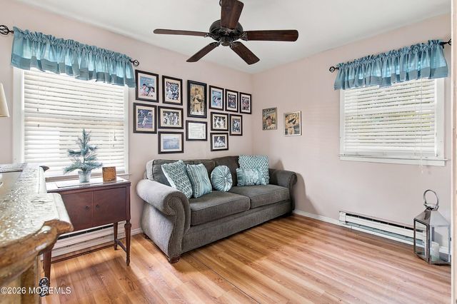 40 Hummingbird Lane 73, Manchester, NJ 08759
