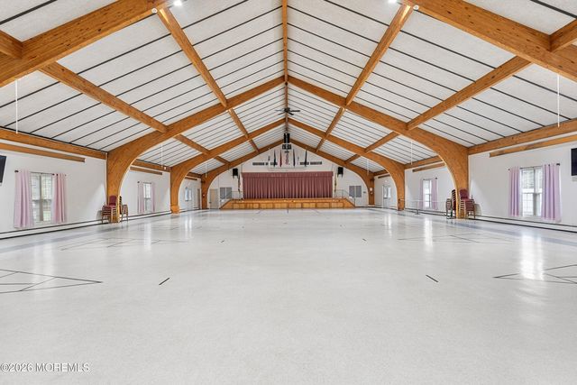 40 Hummingbird Lane 73, Manchester, NJ 08759
