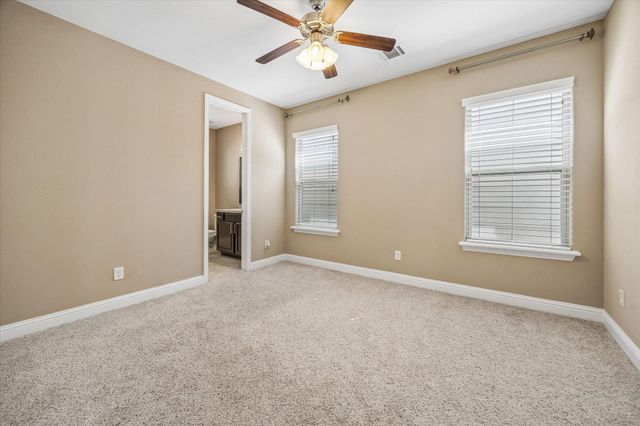 1031 W 21st Street B, Houston, TX 77008