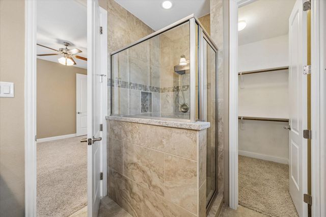 1031 W 21st Street B, Houston, TX 77008