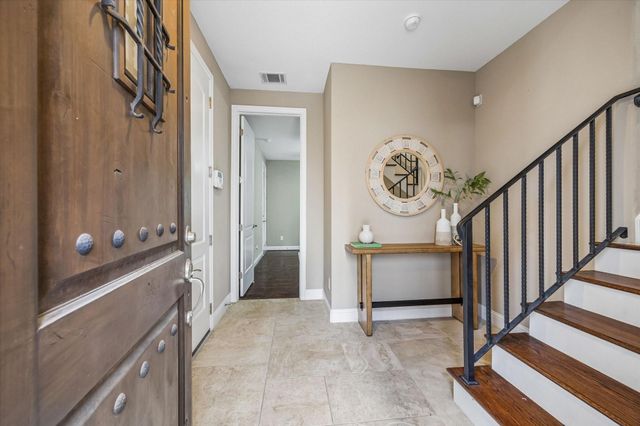 1031 W 21st Street B, Houston, TX 77008