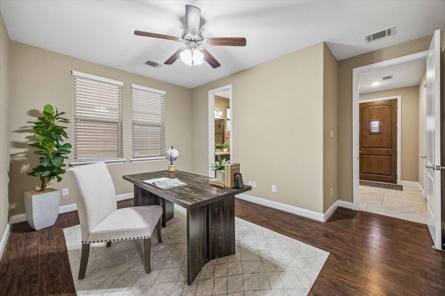 1031 W 21st Street B, Houston, TX 77008