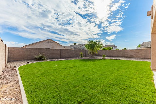 5665 W LAURIE Lane, Glendale, AZ 85302