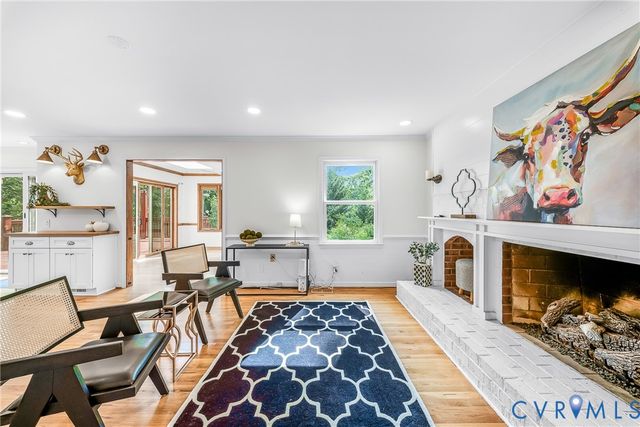 2200 Swanhurst Dr, Midlothian, VA 23113