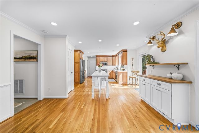 2200 Swanhurst Dr, Midlothian, VA 23113