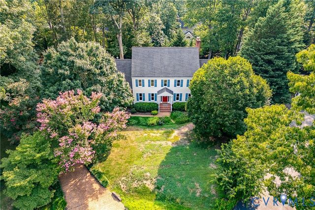 2200 Swanhurst Dr, Midlothian, VA 23113