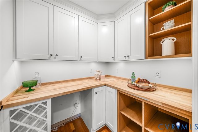 2200 Swanhurst Dr, Midlothian, VA 23113