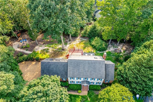 2200 Swanhurst Dr, Midlothian, VA 23113