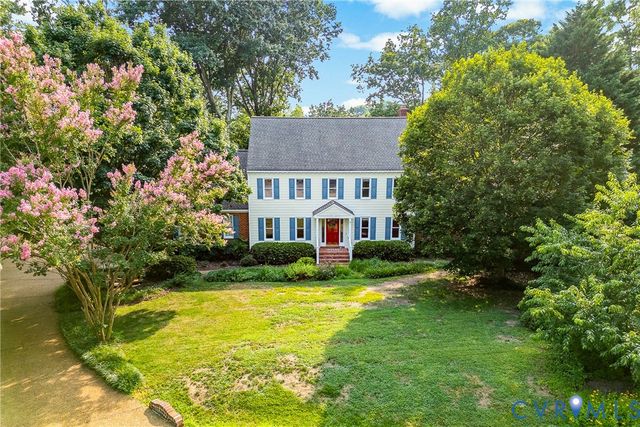 2200 Swanhurst Dr, Midlothian, VA 23113