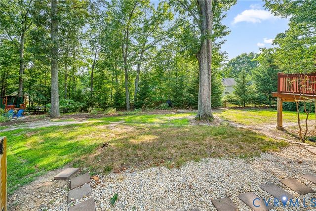 2200 Swanhurst Dr, Midlothian, VA 23113