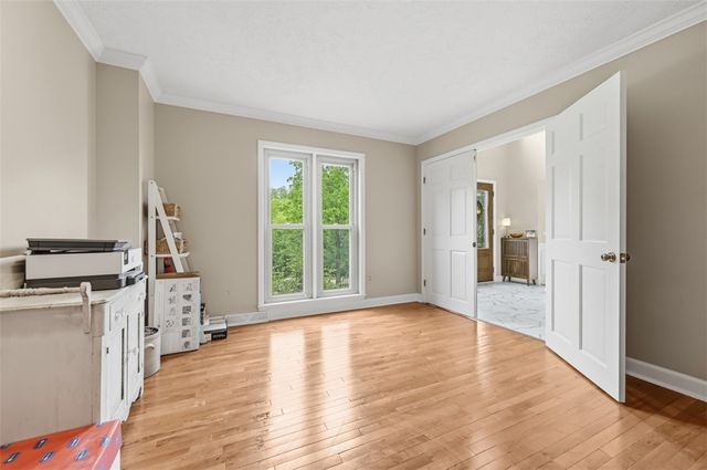 326 Quarry Road, South Strabane, PA 15301