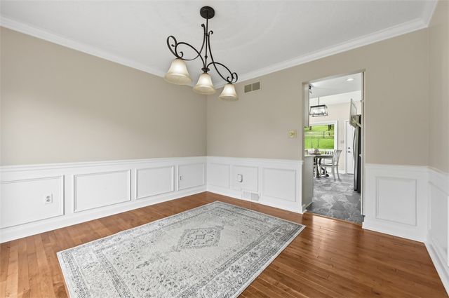 326 Quarry Road, South Strabane, PA 15301
