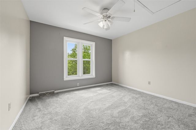 326 Quarry Road, South Strabane, PA 15301