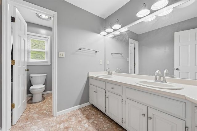 326 Quarry Road, South Strabane, PA 15301