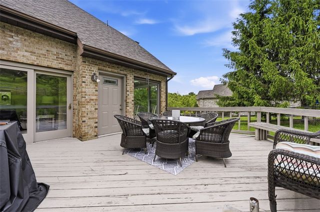326 Quarry Road, South Strabane, PA 15301