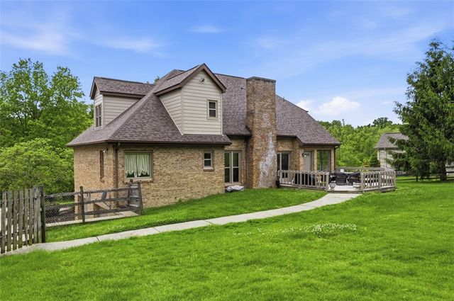 326 Quarry Road, South Strabane, PA 15301
