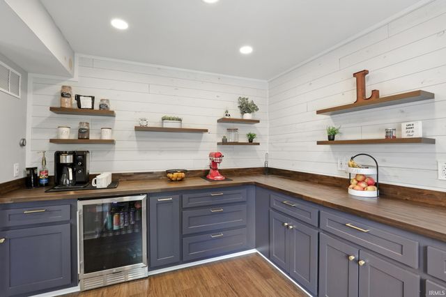 6417 Merlin Drive, Fort Wayne, IN 46818