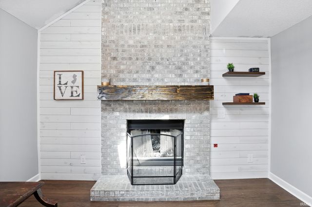 6417 Merlin Drive, Fort Wayne, IN 46818