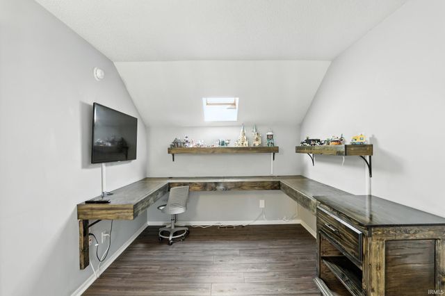 6417 Merlin Drive, Fort Wayne, IN 46818