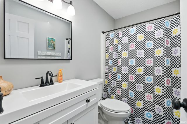 6417 Merlin Drive, Fort Wayne, IN 46818