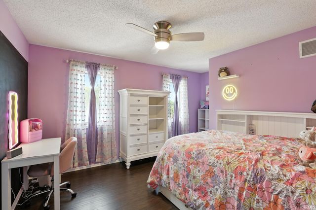 6417 Merlin Drive, Fort Wayne, IN 46818