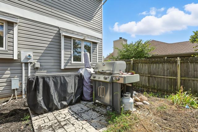 6417 Merlin Drive, Fort Wayne, IN 46818