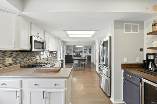 6417 Merlin Drive, Fort Wayne, IN 46818