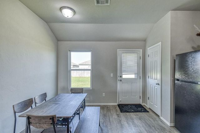 1400 Peridot Lane, Noble, OK 73068
