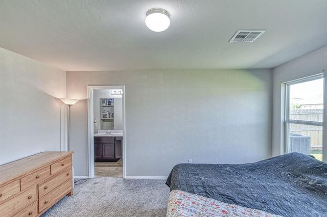 1400 Peridot Lane, Noble, OK 73068