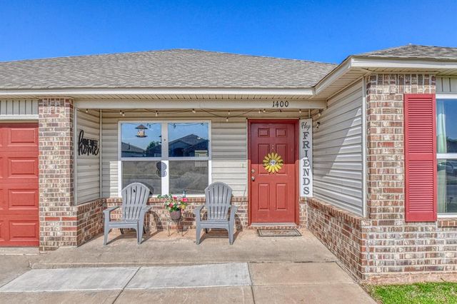1400 Peridot Lane, Noble, OK 73068