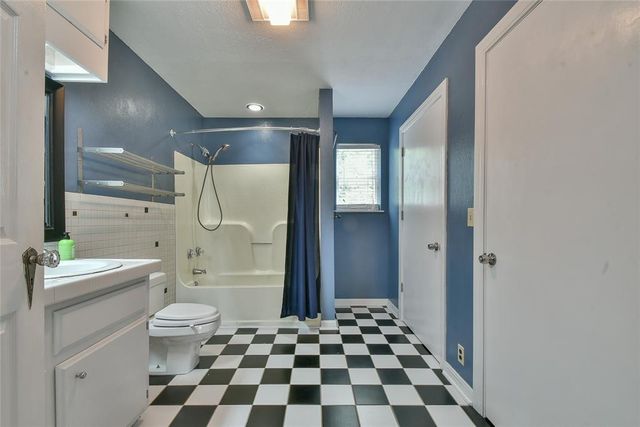 2105 NW 28th Street, Oklahoma City, OK 73107