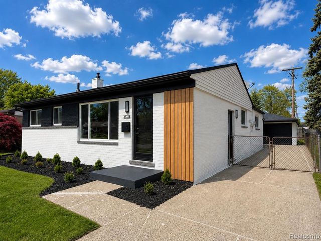33328 Cheryl Street, Clinton Township, MI 48035