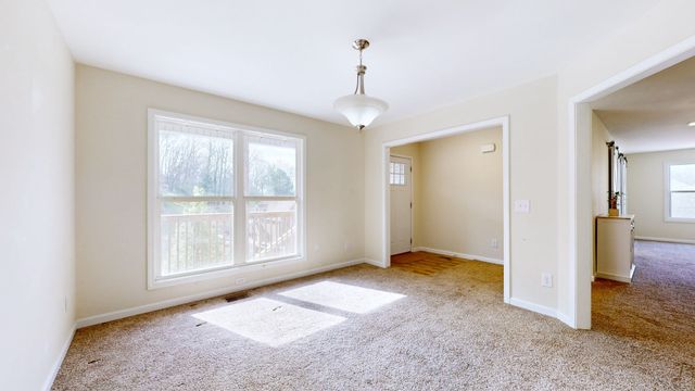 213 Indian Summer Ct, Nashville, TN 37207