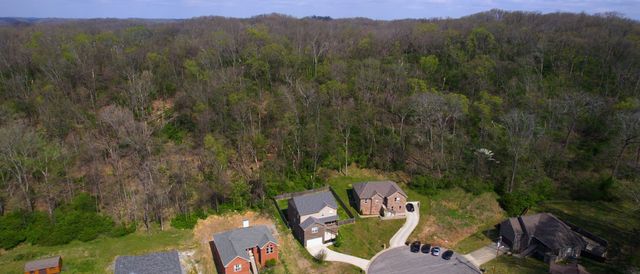 213 Indian Summer Ct, Nashville, TN 37207