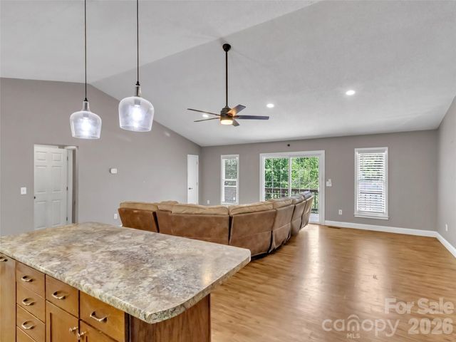 252 Oak Park Drive, Clyde, NC 28721
