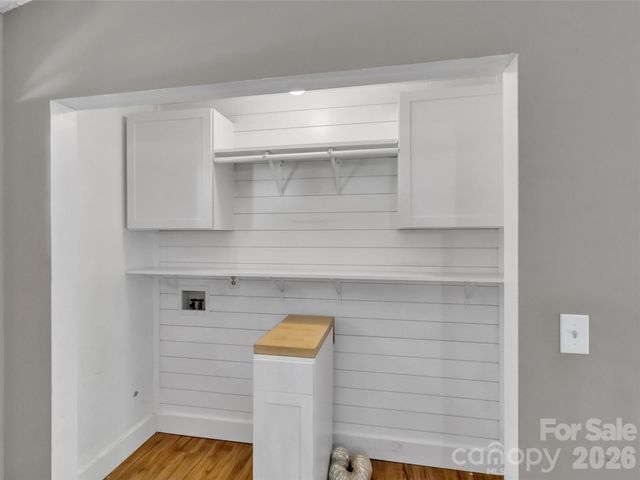 252 Oak Park Drive, Clyde, NC 28721