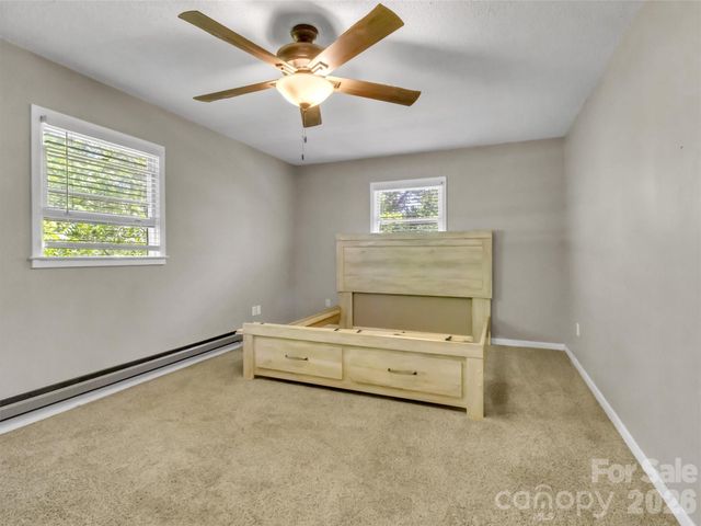 252 Oak Park Drive, Clyde, NC 28721
