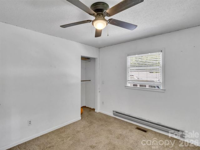 252 Oak Park Drive, Clyde, NC 28721