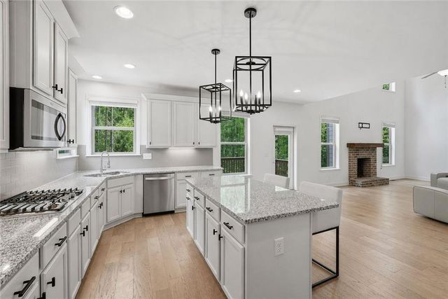 7075 Concord Mountain Trail, Cumming, GA 30028